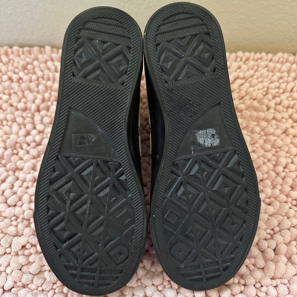 Japanese brand Honeys x Disney collab high top sneakers, off white, US size 6 - Picture 7 of 8